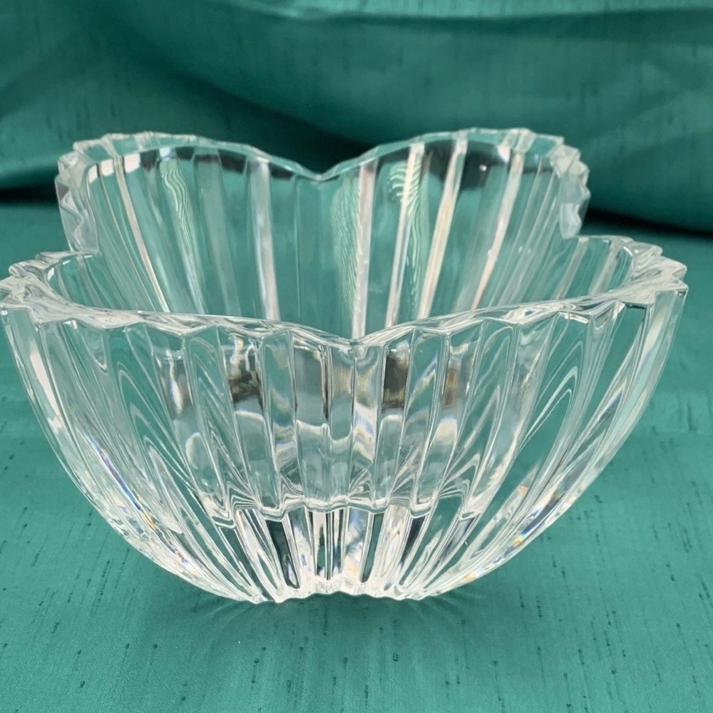 Vintage Crystal Glassware Mikasa Lydia Tulip Dish Elegant Home Decor Clear Glass - Picture 12 of 12